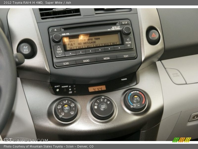 Super White / Ash 2012 Toyota RAV4 I4 4WD