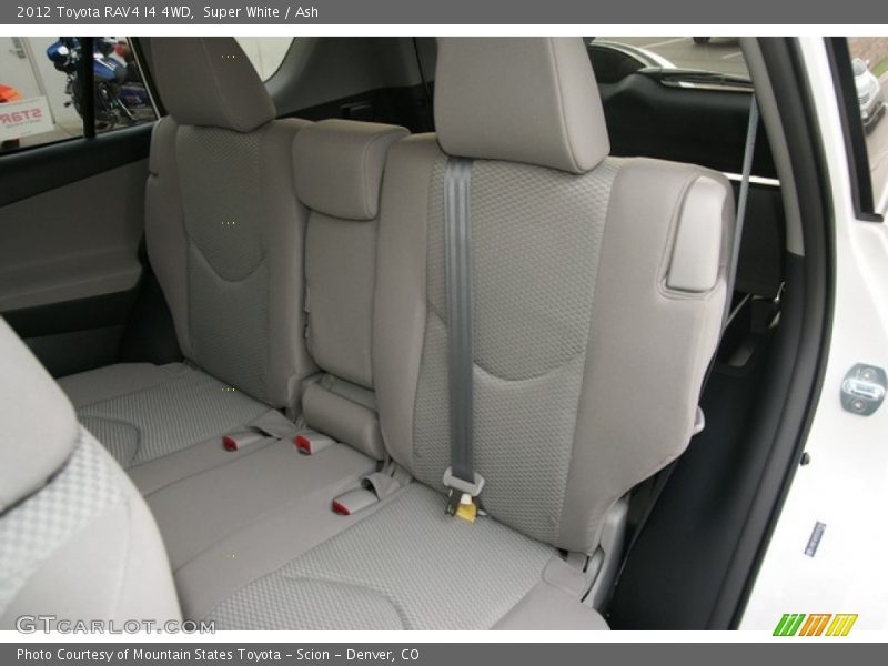 Super White / Ash 2012 Toyota RAV4 I4 4WD