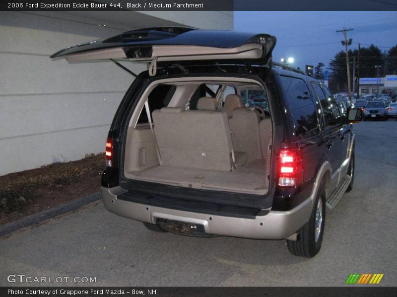 Black / Medium Parchment 2006 Ford Expedition Eddie Bauer 4x4