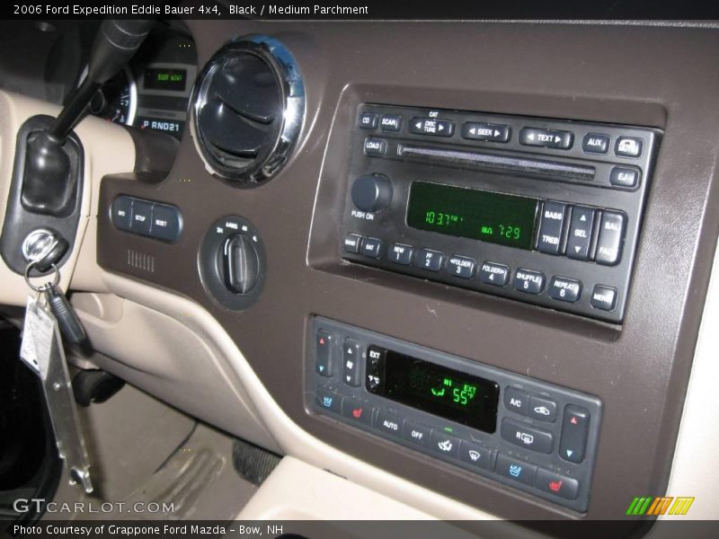 Black / Medium Parchment 2006 Ford Expedition Eddie Bauer 4x4