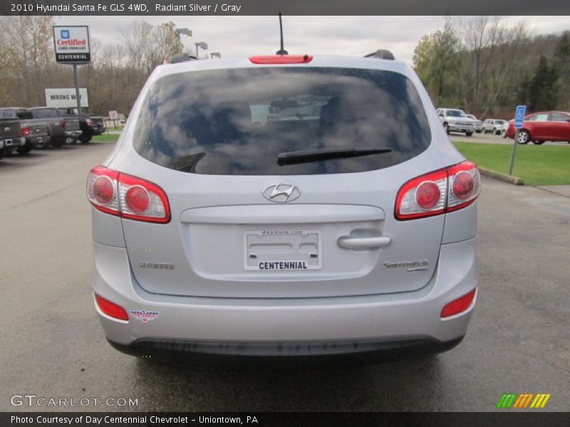Radiant Silver / Gray 2010 Hyundai Santa Fe GLS 4WD