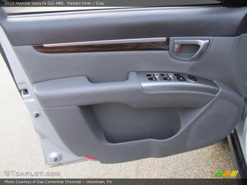 Radiant Silver / Gray 2010 Hyundai Santa Fe GLS 4WD