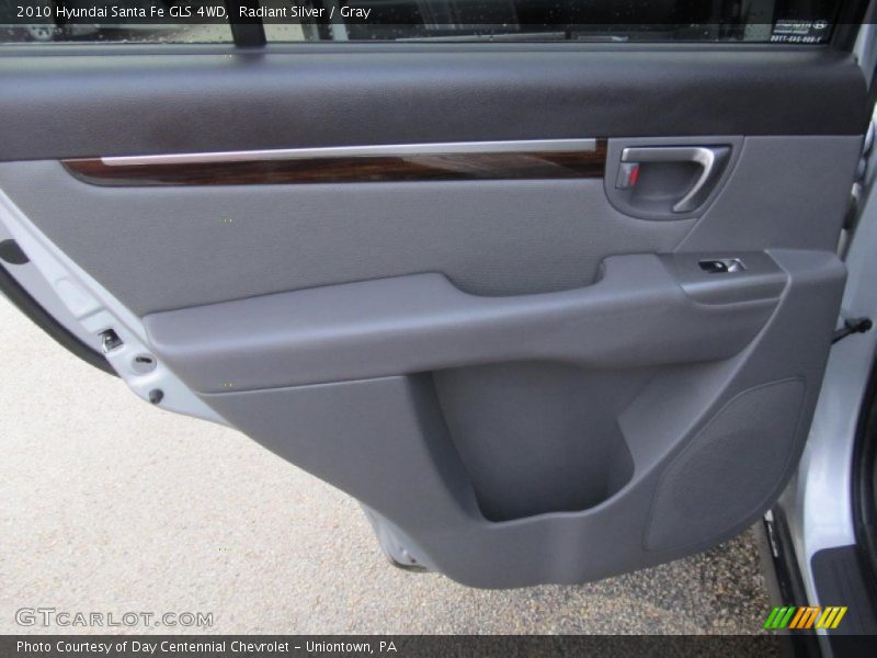 Radiant Silver / Gray 2010 Hyundai Santa Fe GLS 4WD