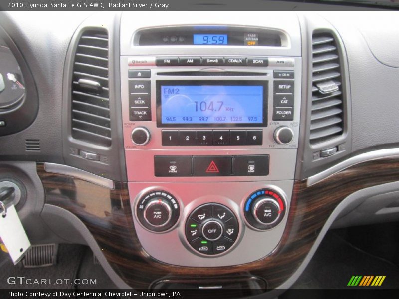 Radiant Silver / Gray 2010 Hyundai Santa Fe GLS 4WD