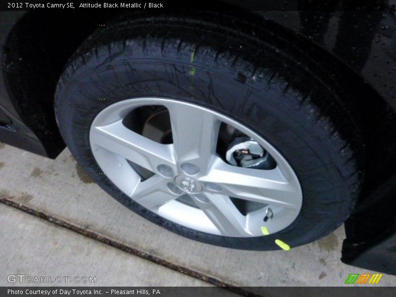 Attitude Black Metallic / Black 2012 Toyota Camry SE