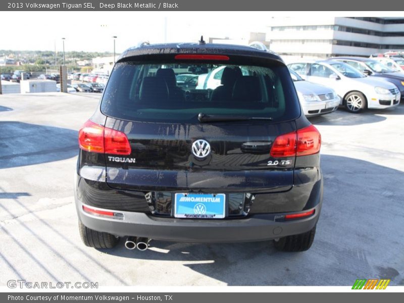 Deep Black Metallic / Black 2013 Volkswagen Tiguan SEL