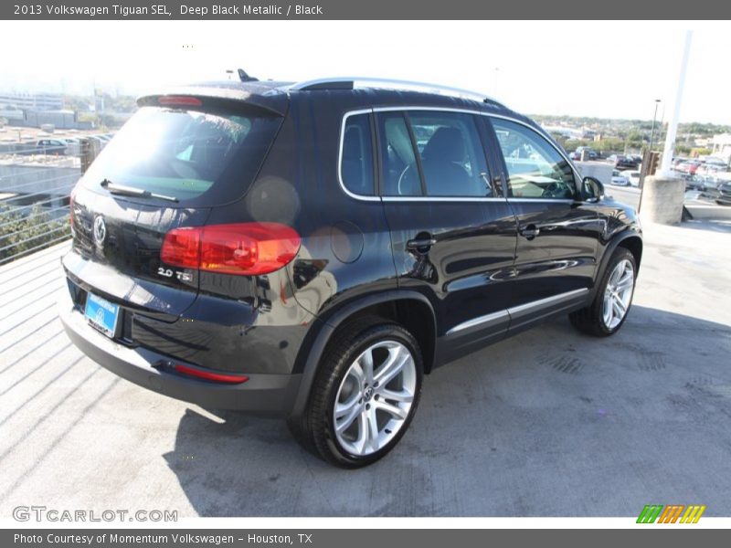 Deep Black Metallic / Black 2013 Volkswagen Tiguan SEL