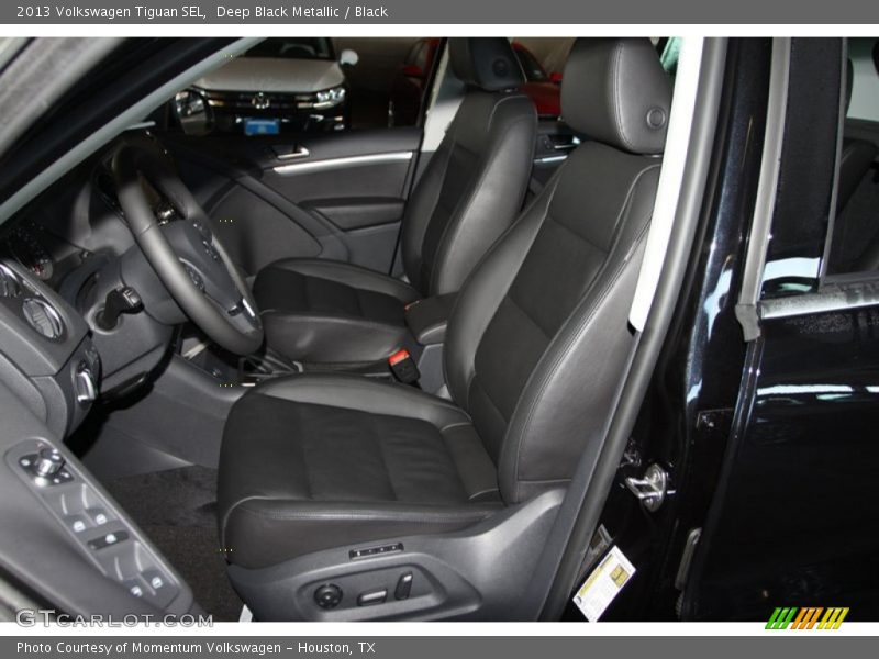 Deep Black Metallic / Black 2013 Volkswagen Tiguan SEL