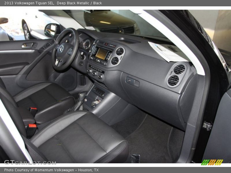 Deep Black Metallic / Black 2013 Volkswagen Tiguan SEL