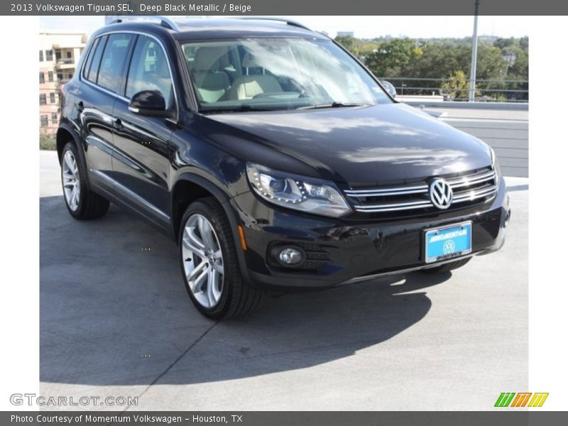 Deep Black Metallic / Beige 2013 Volkswagen Tiguan SEL