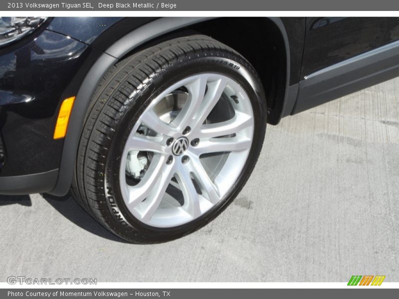 Deep Black Metallic / Beige 2013 Volkswagen Tiguan SEL