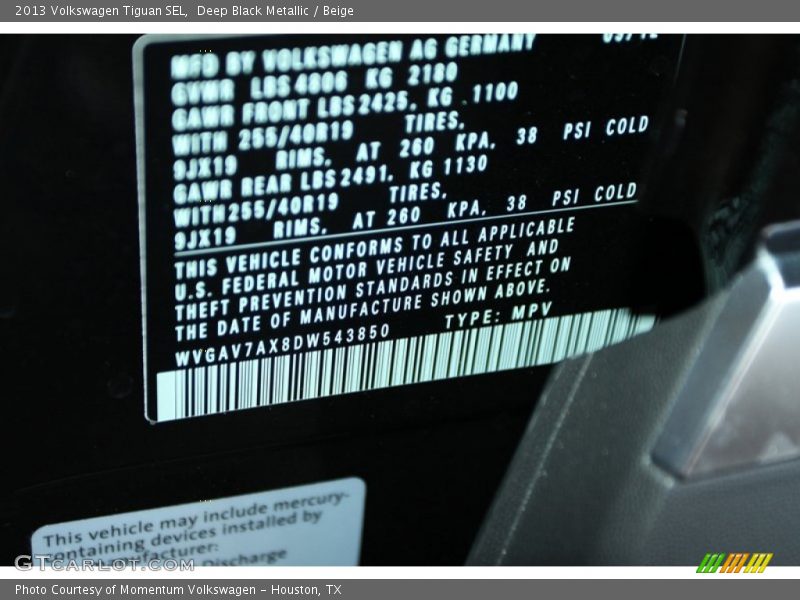 Deep Black Metallic / Beige 2013 Volkswagen Tiguan SEL