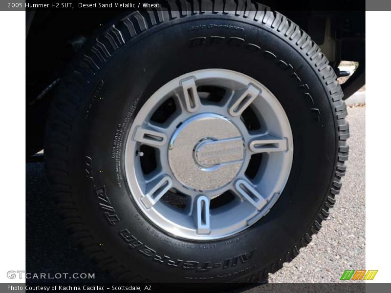 Desert Sand Metallic / Wheat 2005 Hummer H2 SUT