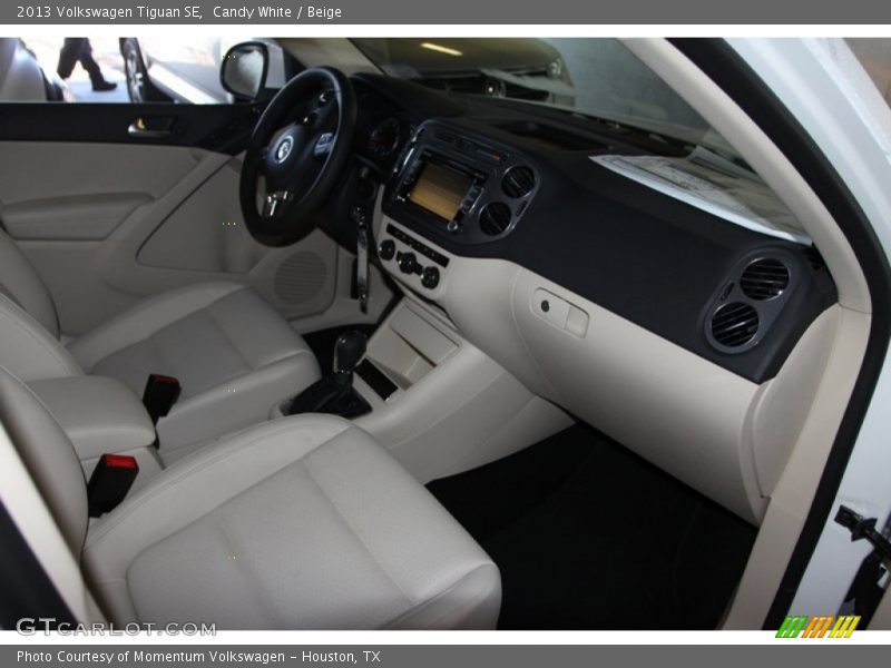 Candy White / Beige 2013 Volkswagen Tiguan SE