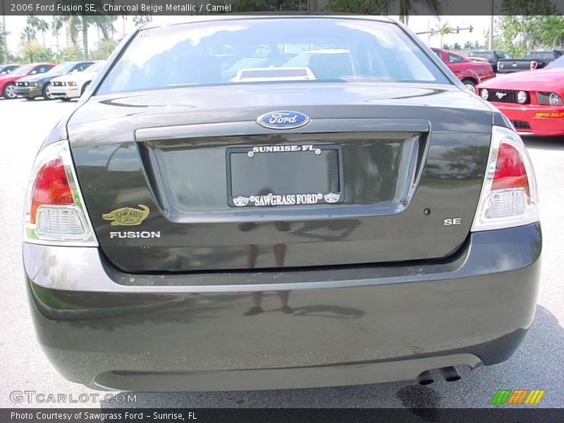 Charcoal Beige Metallic / Camel 2006 Ford Fusion SE
