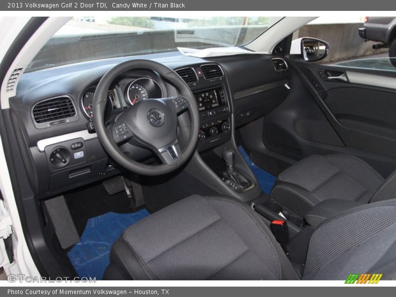 Candy White / Titan Black 2013 Volkswagen Golf 2 Door TDI