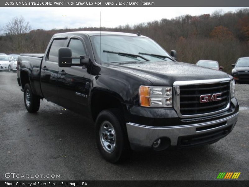 Front 3/4 View of 2009 Sierra 2500HD Work Truck Crew Cab 4x4