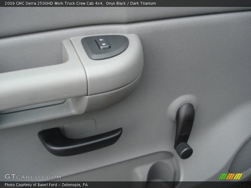 Onyx Black / Dark Titanium 2009 GMC Sierra 2500HD Work Truck Crew Cab 4x4