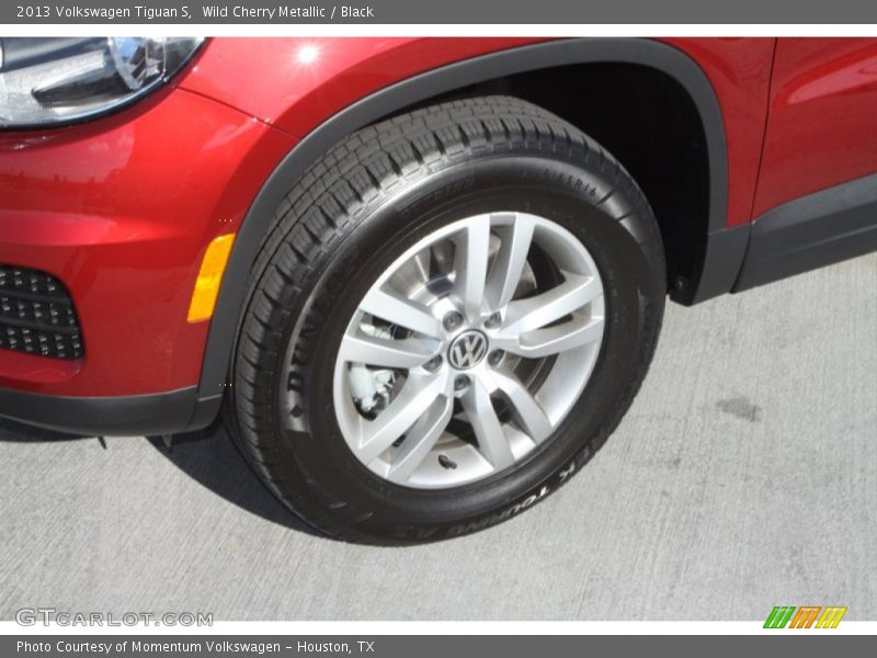Wild Cherry Metallic / Black 2013 Volkswagen Tiguan S