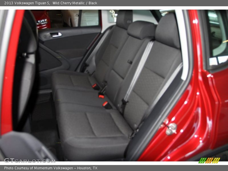 Wild Cherry Metallic / Black 2013 Volkswagen Tiguan S