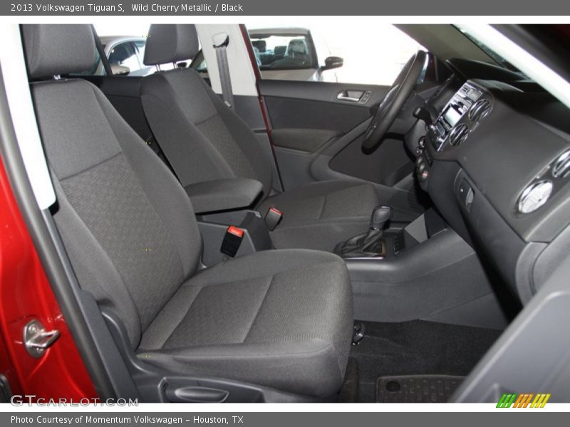 Wild Cherry Metallic / Black 2013 Volkswagen Tiguan S