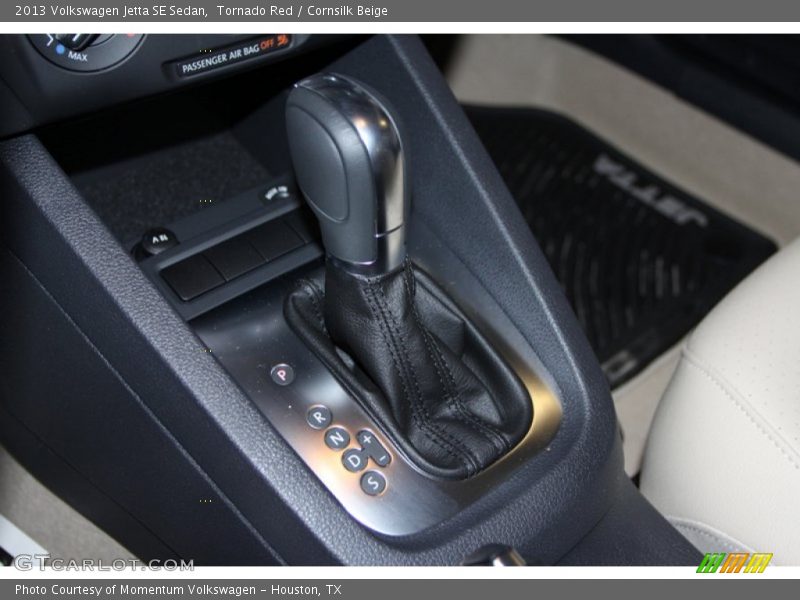 Tornado Red / Cornsilk Beige 2013 Volkswagen Jetta SE Sedan