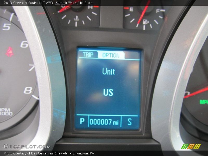 Summit White / Jet Black 2013 Chevrolet Equinox LT AWD