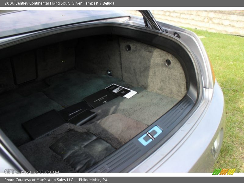  2006 Continental Flying Spur  Trunk