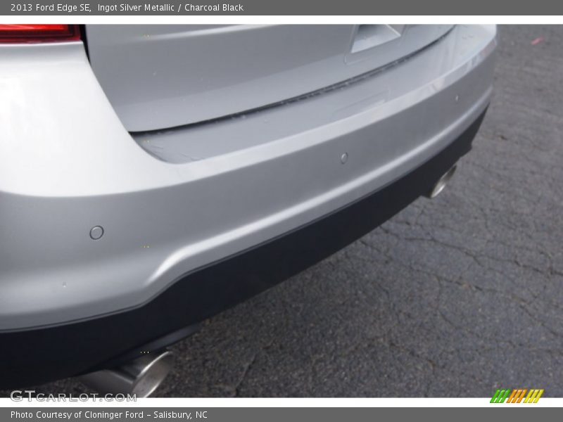 Ingot Silver Metallic / Charcoal Black 2013 Ford Edge SE