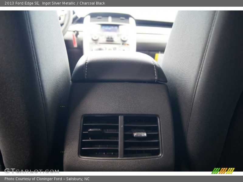 Ingot Silver Metallic / Charcoal Black 2013 Ford Edge SE