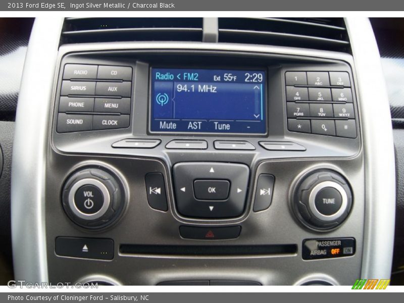Ingot Silver Metallic / Charcoal Black 2013 Ford Edge SE