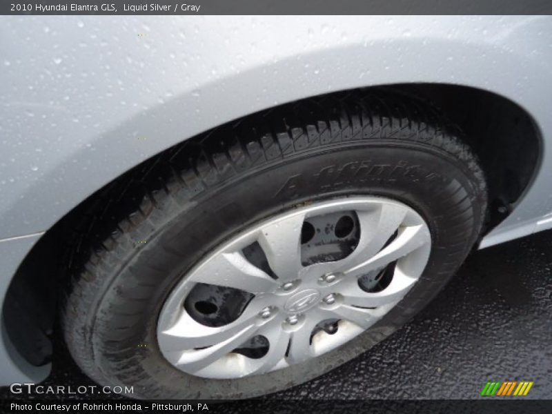 Liquid Silver / Gray 2010 Hyundai Elantra GLS