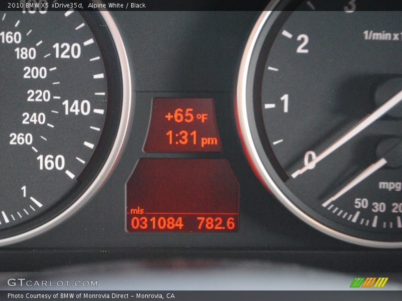 Alpine White / Black 2010 BMW X5 xDrive35d