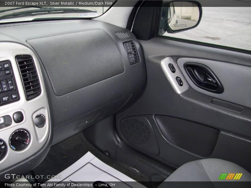 Silver Metallic / Medium/Dark Flint 2007 Ford Escape XLT