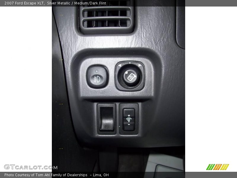 Silver Metallic / Medium/Dark Flint 2007 Ford Escape XLT