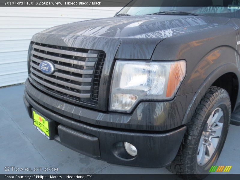 Tuxedo Black / Black 2010 Ford F150 FX2 SuperCrew