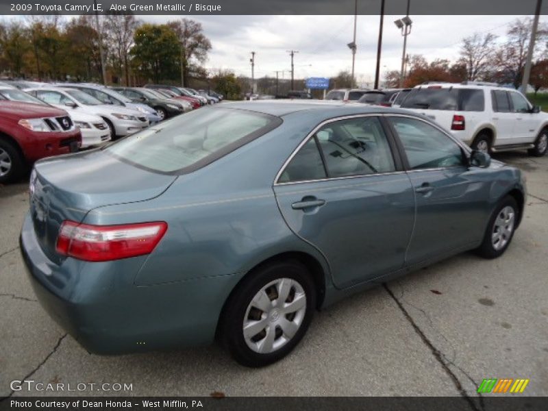 Aloe Green Metallic / Bisque 2009 Toyota Camry LE