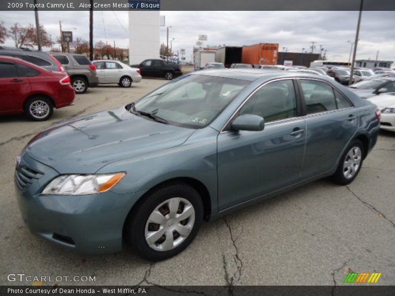 Aloe Green Metallic / Bisque 2009 Toyota Camry LE