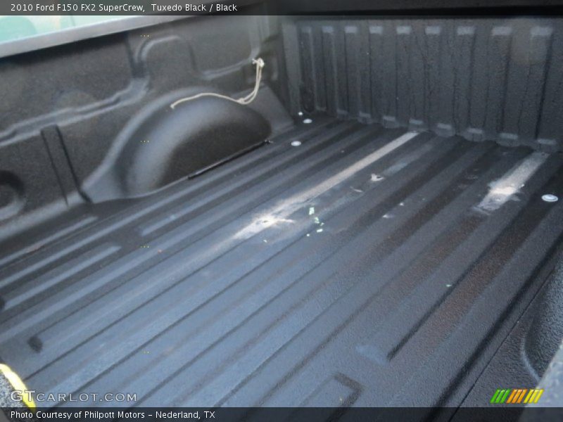 Tuxedo Black / Black 2010 Ford F150 FX2 SuperCrew