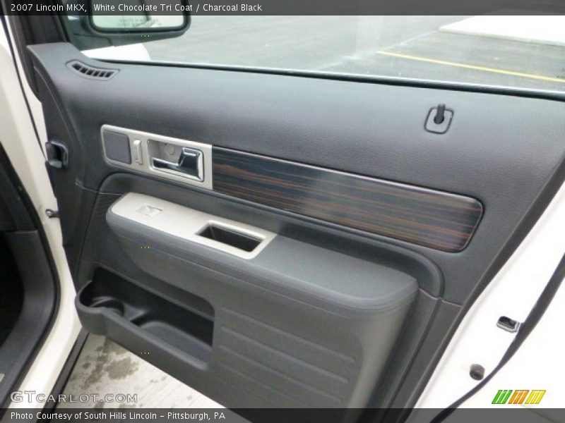 White Chocolate Tri Coat / Charcoal Black 2007 Lincoln MKX