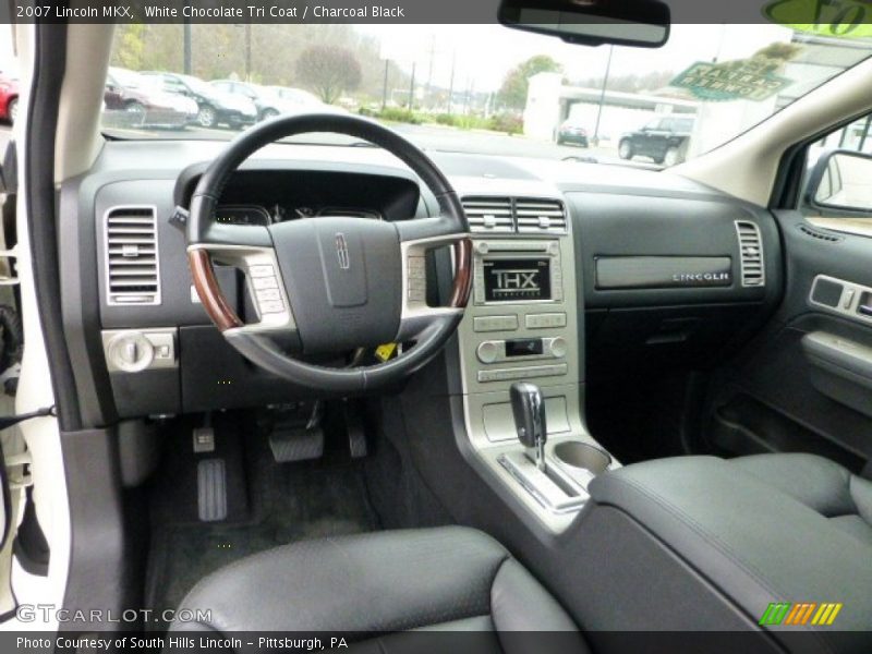 White Chocolate Tri Coat / Charcoal Black 2007 Lincoln MKX