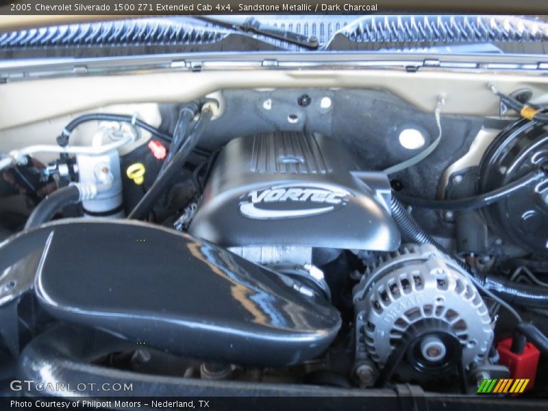 Sandstone Metallic / Dark Charcoal 2005 Chevrolet Silverado 1500 Z71 Extended Cab 4x4