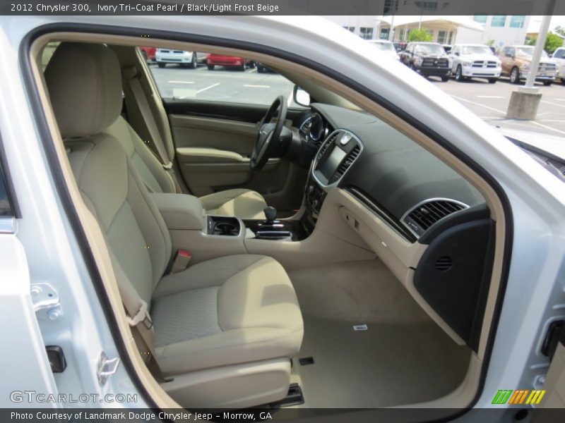 Ivory Tri-Coat Pearl / Black/Light Frost Beige 2012 Chrysler 300