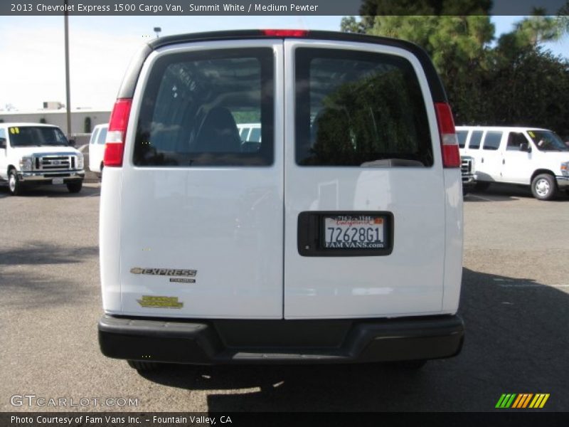 Summit White / Medium Pewter 2013 Chevrolet Express 1500 Cargo Van