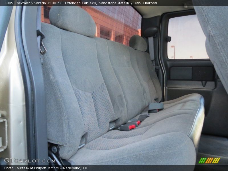 Sandstone Metallic / Dark Charcoal 2005 Chevrolet Silverado 1500 Z71 Extended Cab 4x4