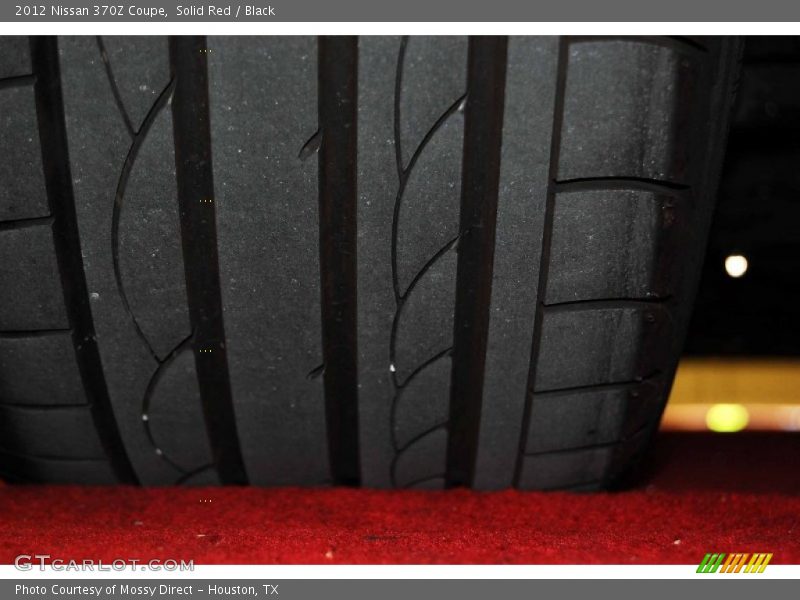 Solid Red / Black 2012 Nissan 370Z Coupe