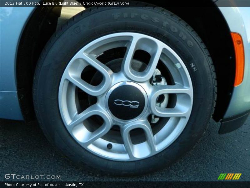 Luce Blu (Light Blue) / Grigio/Avorio (Gray/Ivory) 2013 Fiat 500 Pop