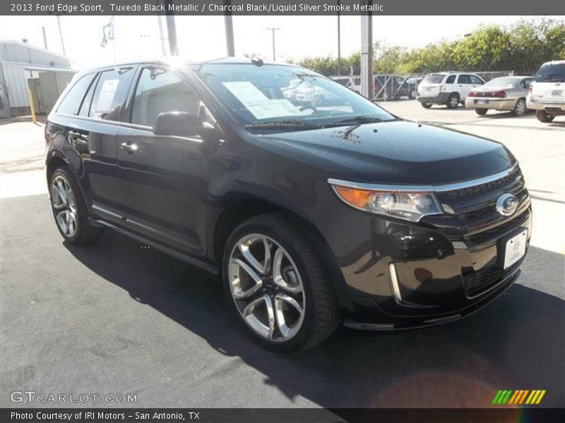 Tuxedo Black Metallic / Charcoal Black/Liquid Silver Smoke Metallic 2013 Ford Edge Sport