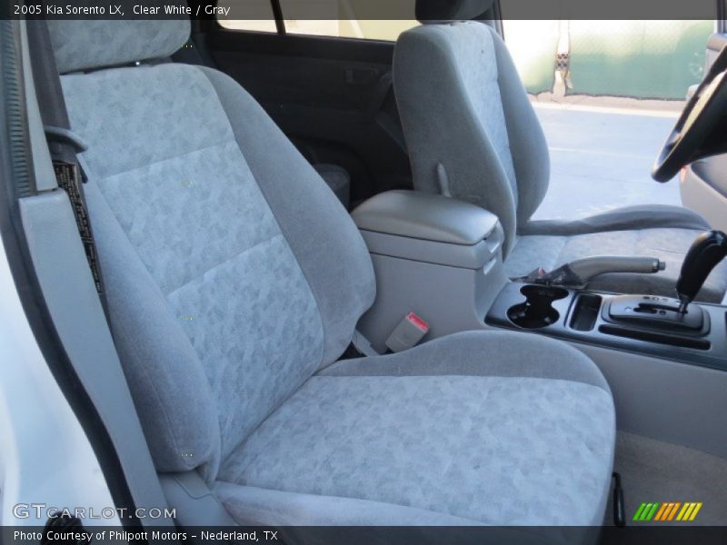 Clear White / Gray 2005 Kia Sorento LX