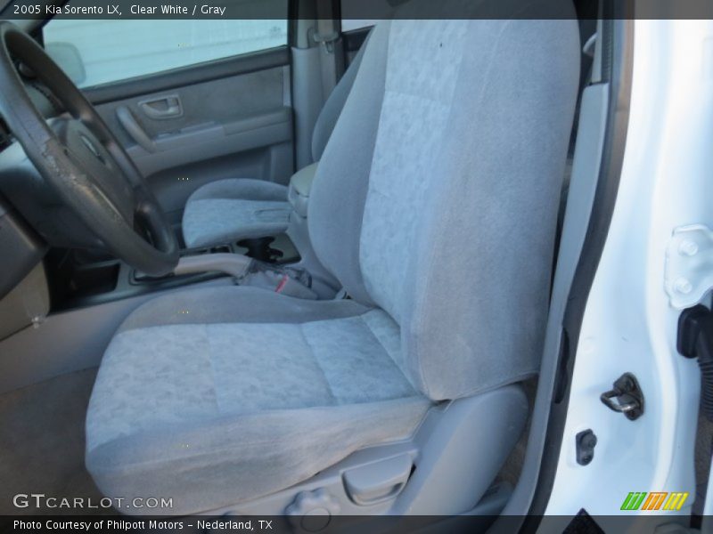 Clear White / Gray 2005 Kia Sorento LX